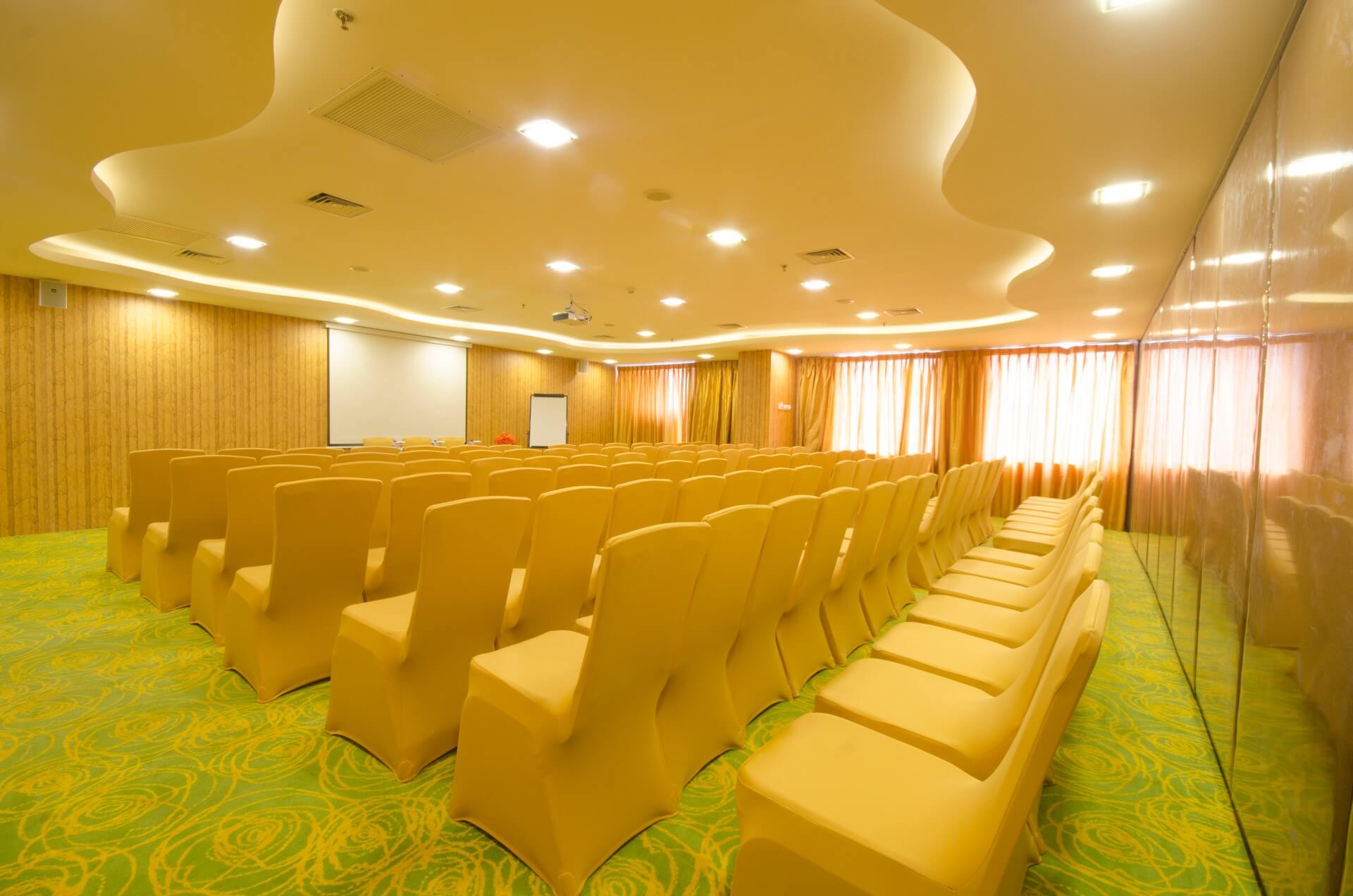 meeting room premier karebosi premier hotel