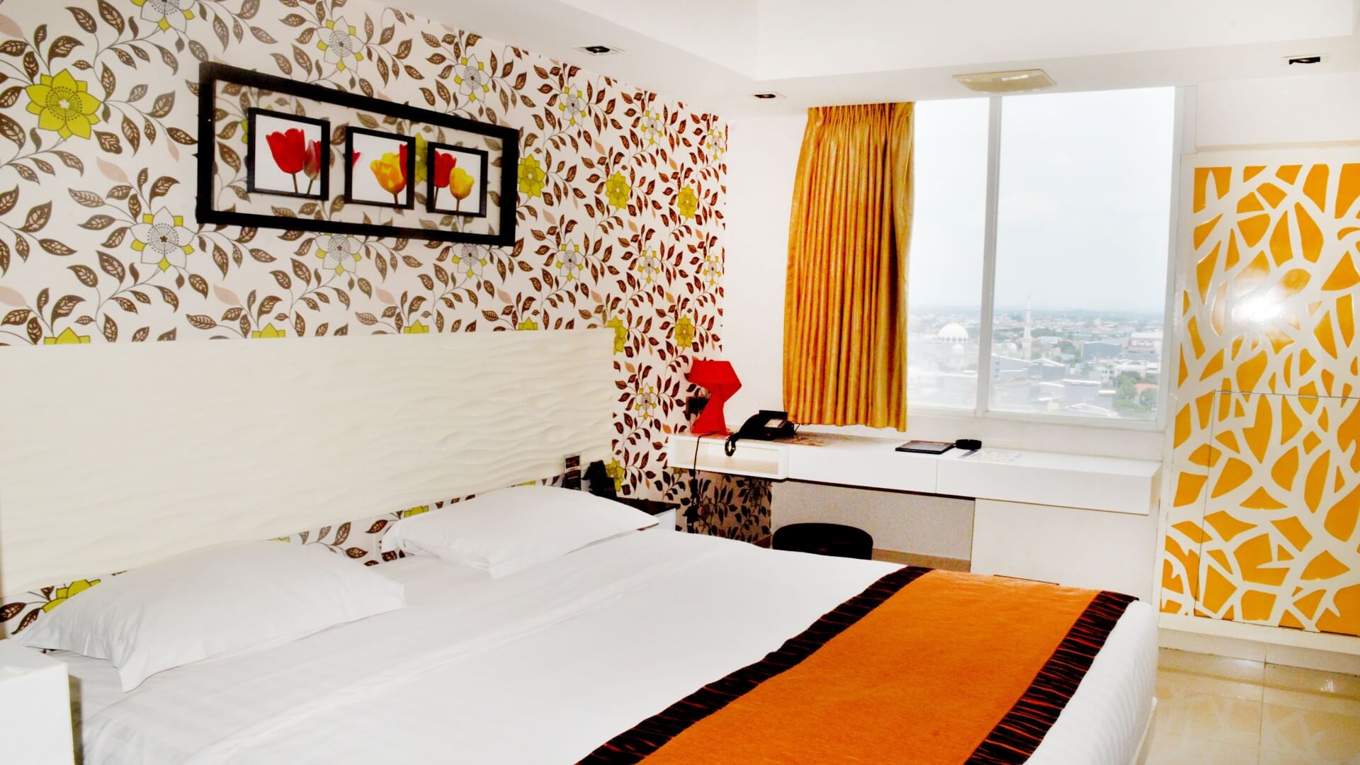 kamar superior karebosi premier hotel